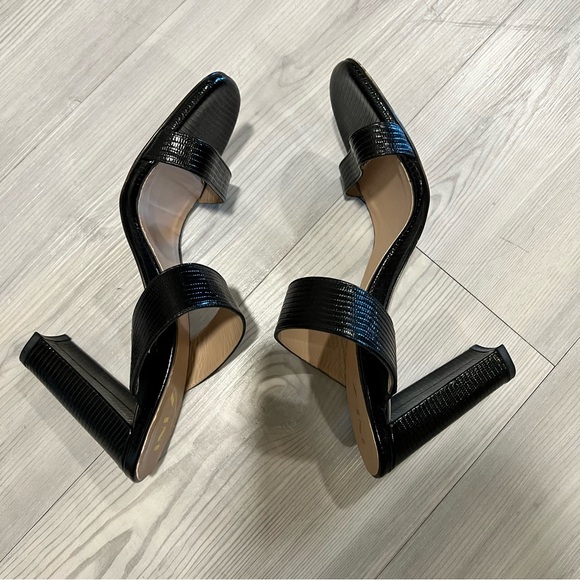 Inez sara black lizard emboss Sandals - Picture 5 of 9